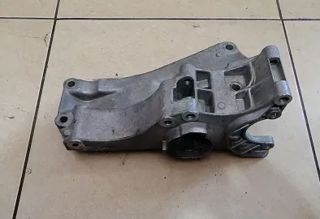 CIKMA Alternatör Tutucu 1,6 Aee Aex Polo Hb 1995-2000